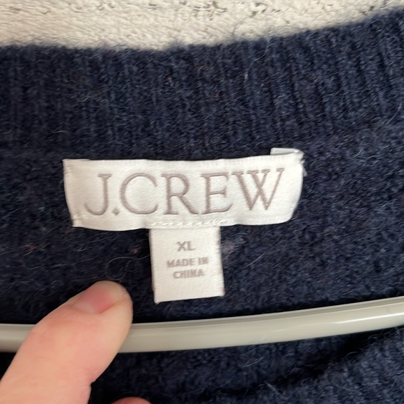 J.Crew women’s sweater. Size extra-large - Picture 2 of 4